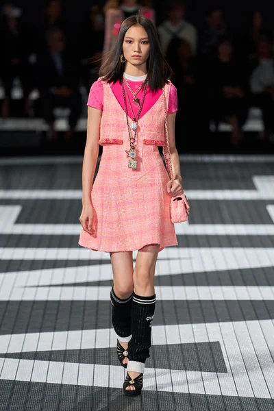 Look 22